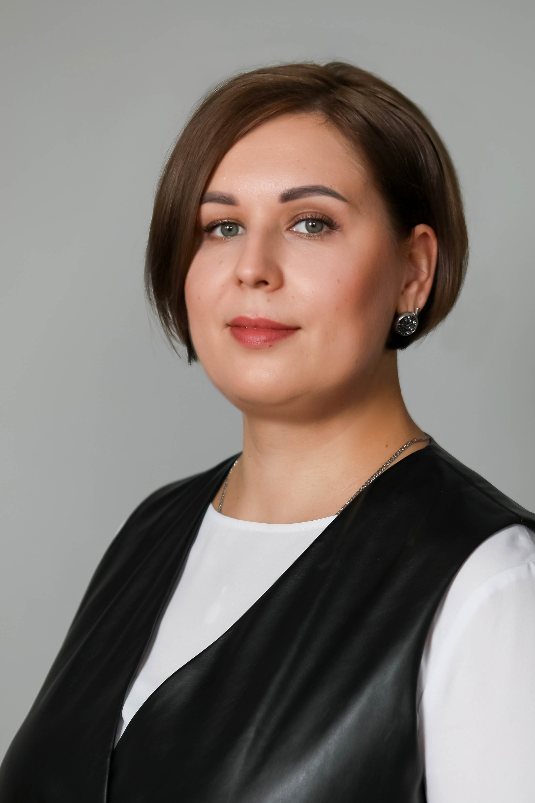 Жукова Анна Леонидовна.